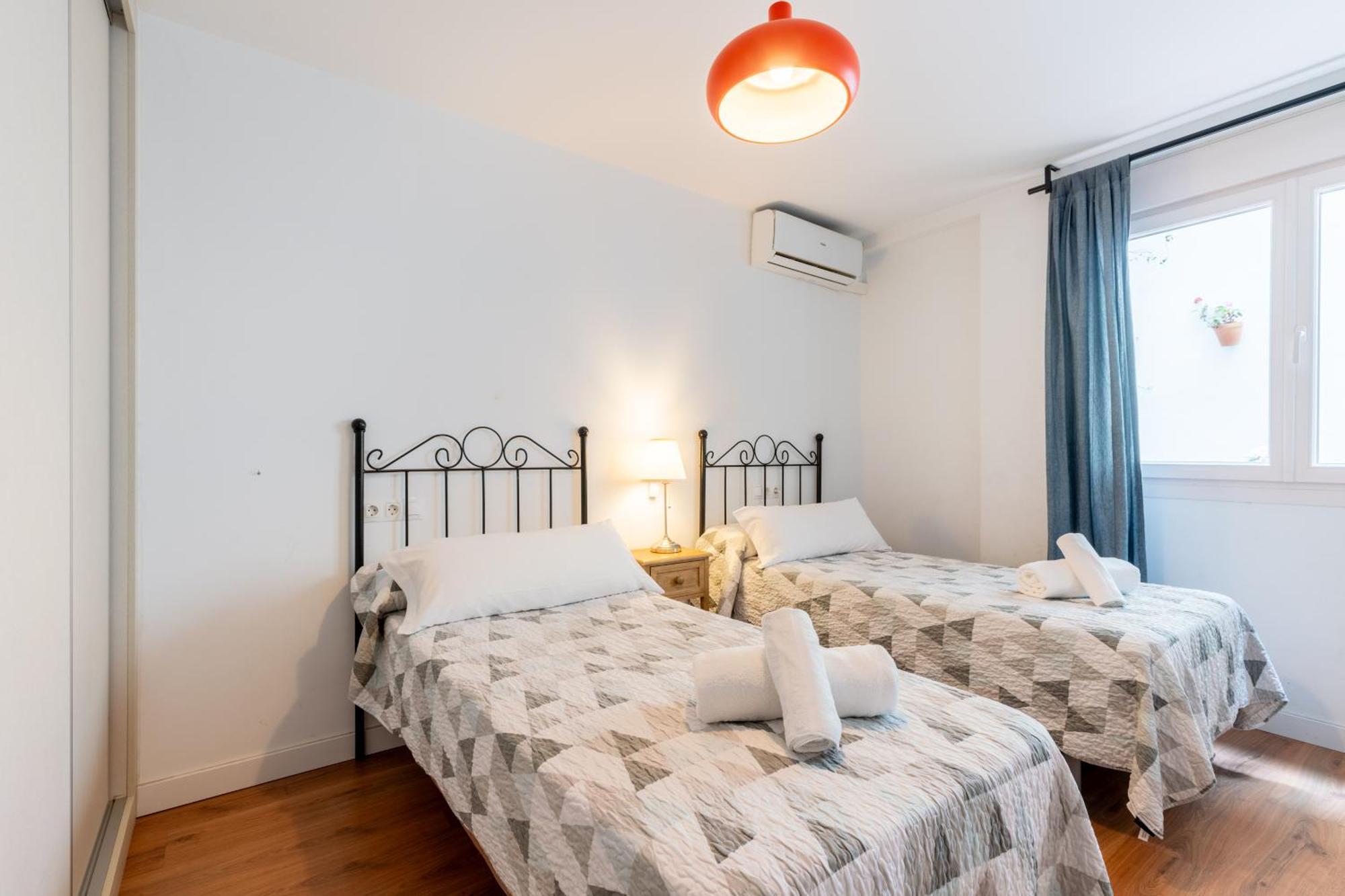 شقة Sn Parking Incluido 4Bd 2Bth Excelente Ubicacion إشبيلية المظهر الخارجي الصورة